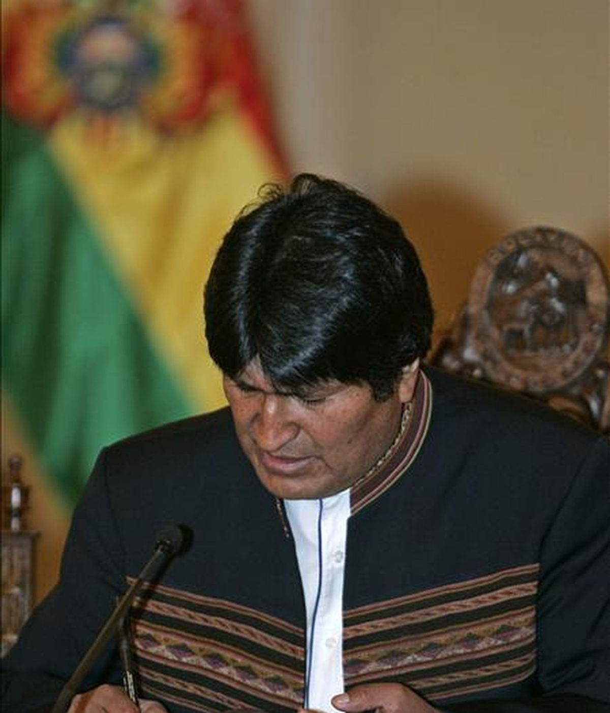 El presidente de Bolivia, Evo Morales, entregó los proyectos a un representante del Parlamento boliviano e instó al Congreso que los apruebe lo antes posible para que su ejecución sea "rápida". EFE