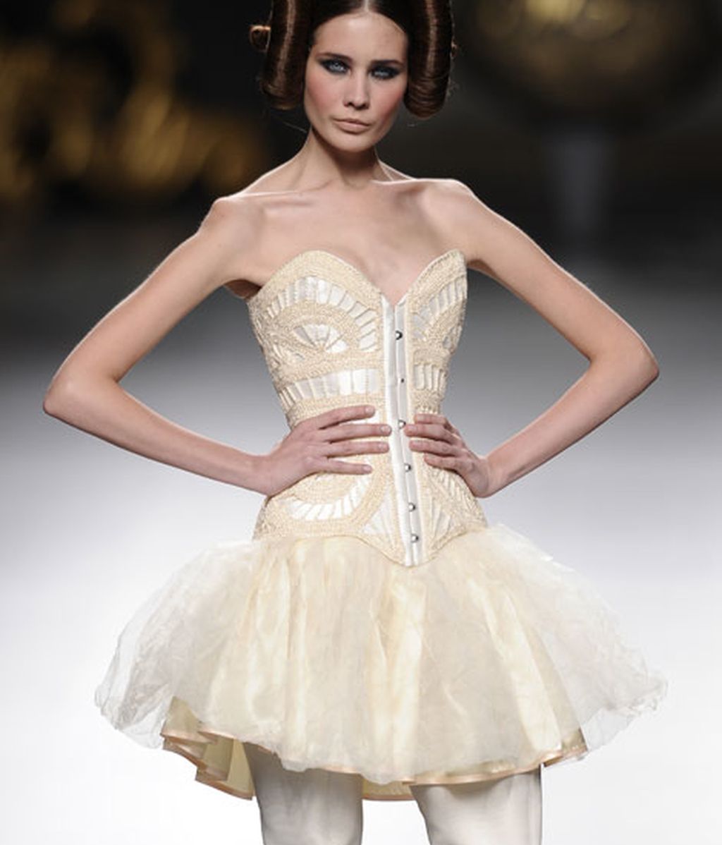 Corsés llenos de potencia e imaginación