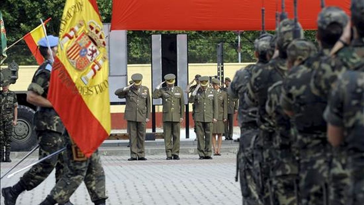 Despedida esta mañana en Valladolid de la Unidad Logística L/H 12, compuesta por 178 militares que a primeros de agosto partirán a la misión en Líbano. EFE