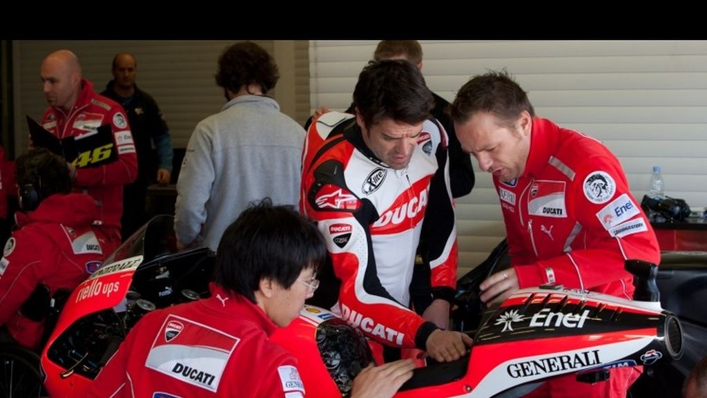 Ducati prueba la GP12 en Jerez