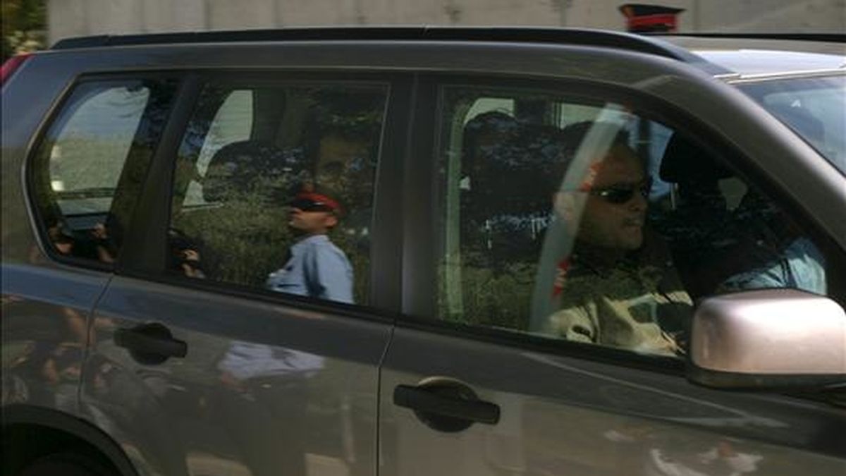 En detenido en un coche la policía autonómica. EFE/Archivo