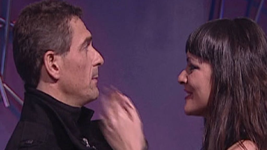 Cara de póquer de Joaquín a Marta en su reencuentro antes de salir expulsado