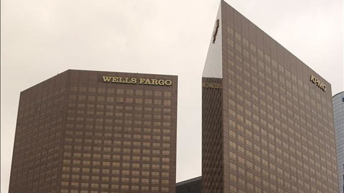 Wells Fargo indicó que sus ingresos de abril a junio llegaron a 21.394 millones, el 5% menos que en la misma fecha de 2009, cuando llegaron a 22.507 millones. EFE/Archivo