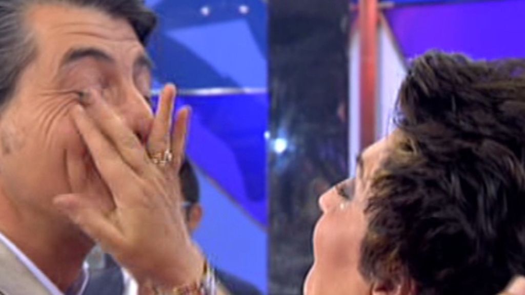 La reconciliación de Jaime Ostos Jr. y Consuelo Alcalá, su madre