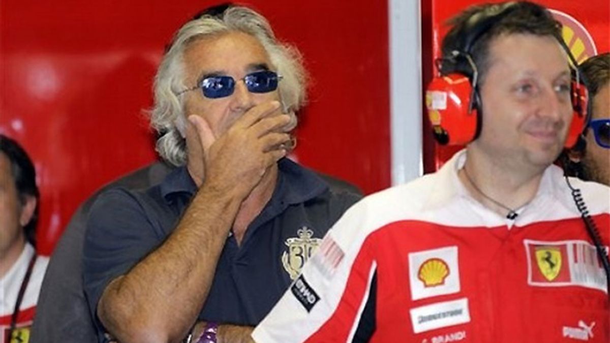 Briatore vio la victoria de Alonso desde el box de Ferrari. FOTO: AP.