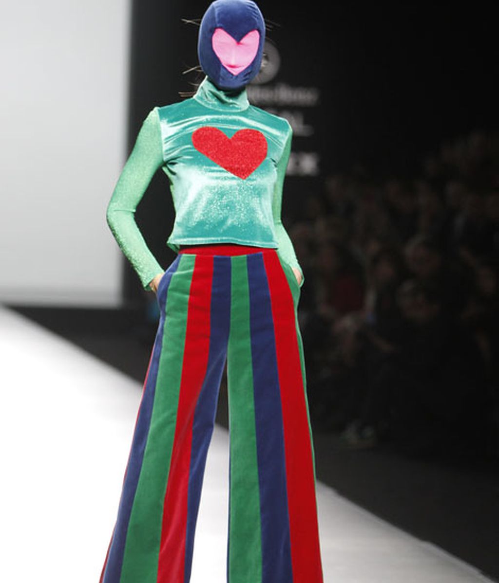 El terciopelo, hilo conductor de toda la colección