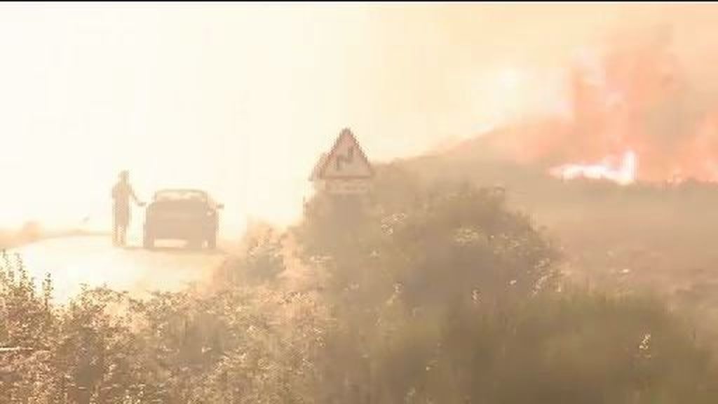 El fuego calcina ya 1.000 hectáreas de los Arribes del Duero