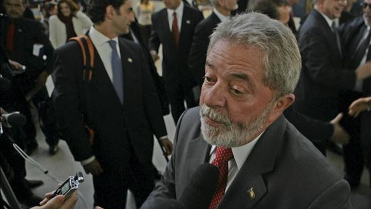 Lula fue uno de los protagonistas de la Cumbre del Grupo de los 20 (G20), que reunió la semana pasada en Londres a los jefes de Gobierno o de Estado de los países más ricos del mundo y de varios de los mayores emergentes, como Brasil. EFE