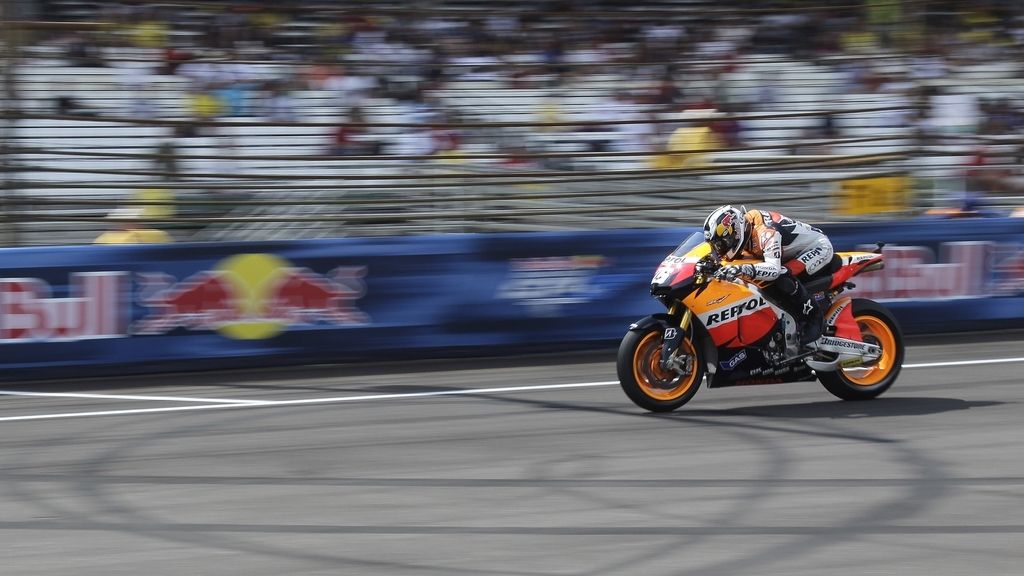 Pedrosa rueda en 2010 con su Honda de MotoGP