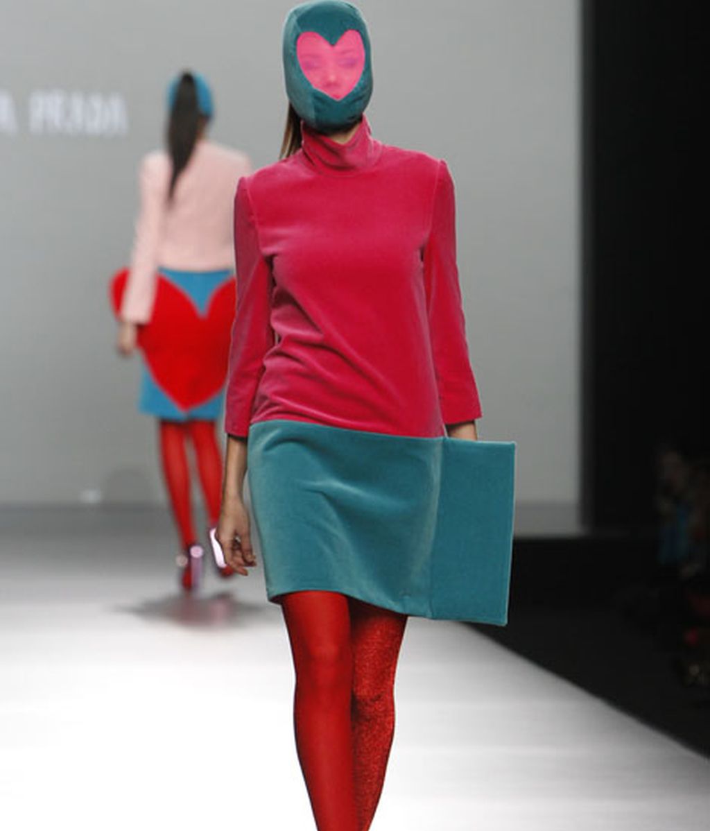 El terciopelo, hilo conductor de toda la colección