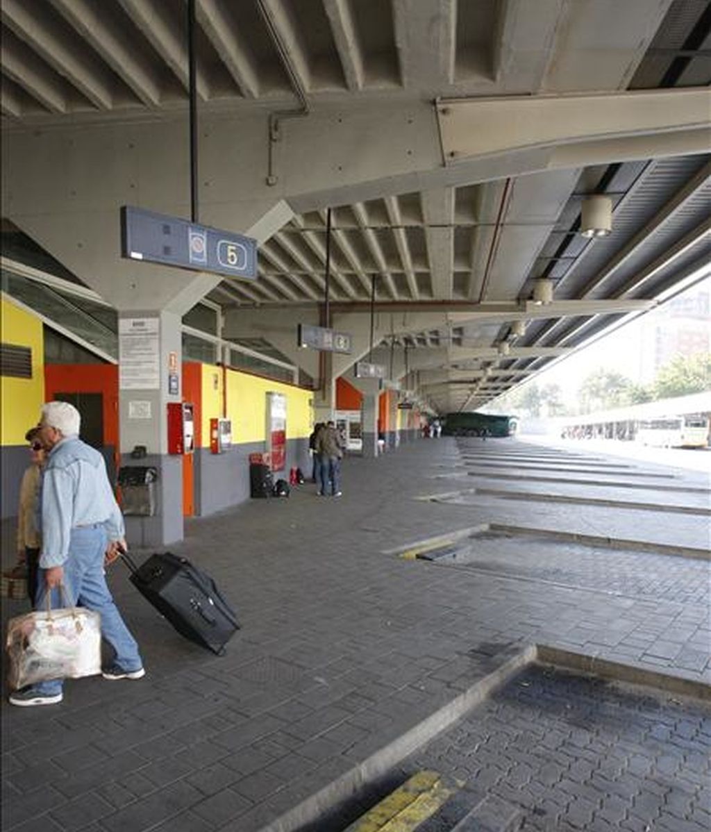 Las dársenas de la Estación de Autobuses de Méndez Álvaro, en una jornaa de huelga. EFE/Archivo