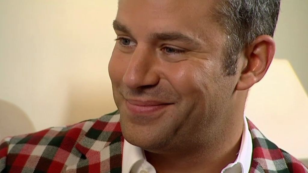 Las caras de sorpresa de Luis Ángel y su madre