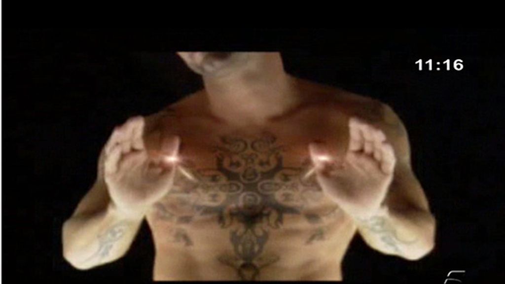 Ricky Martin se desnuda