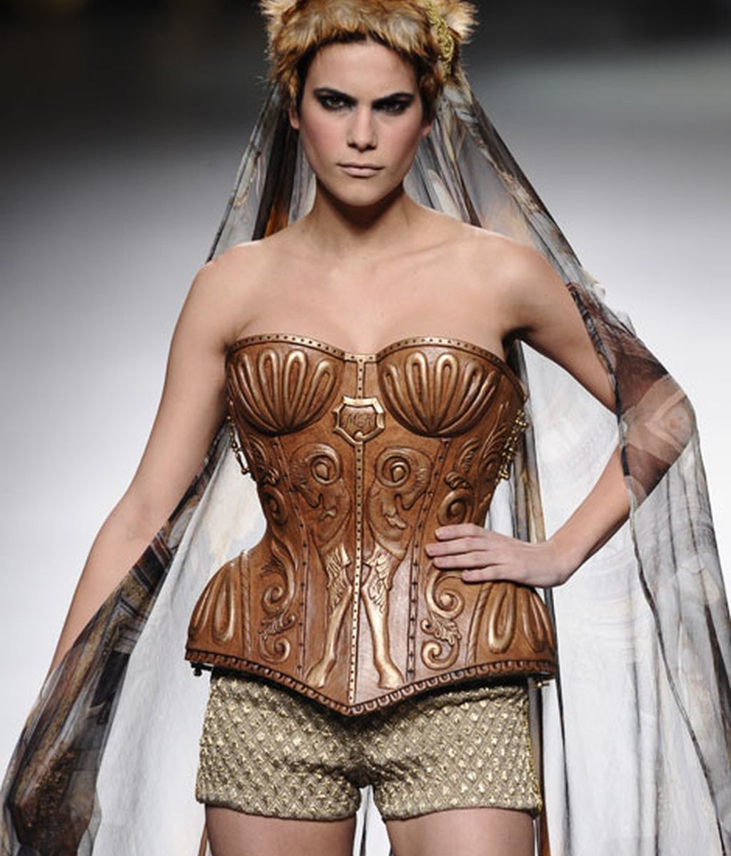 Corsés llenos de potencia e imaginación