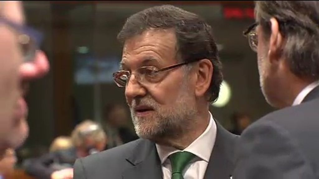Rajoy elude hablar de Bárcenas pero muestra su confianza en Ana Mato