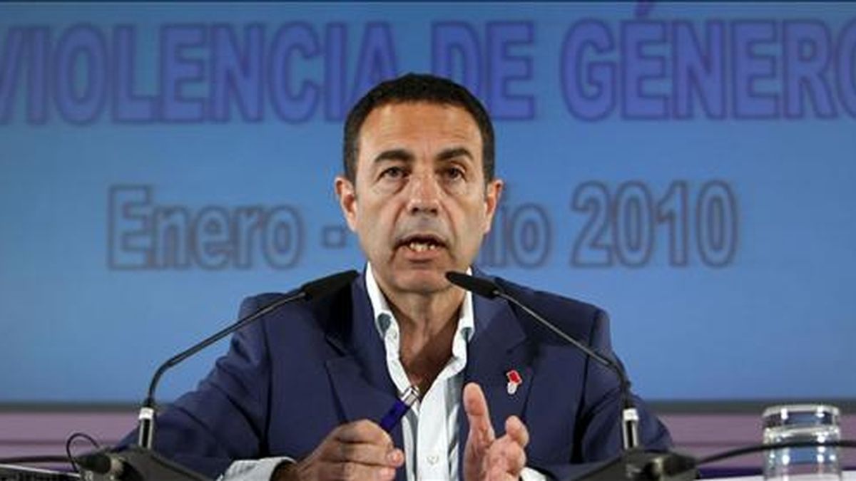 El delegado del Gobierno para la Violencia de Género, Miguel Lorente, ha reconocido que este es un año "especialmente complicado". Vídeo: Informativos Telecinco. El delegado del Gobierno para la Violencia de Género, Miguel Lorente, ha reconocido que este es un año "especialmente complicado". Vídeo: Informativos Telecinco.