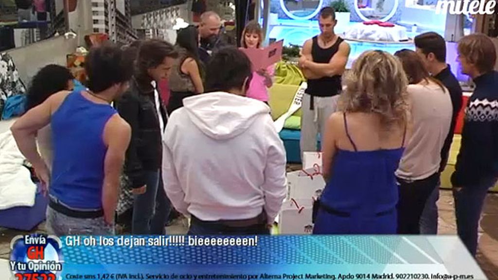 Se ponen las botas con la cena especial que 'GH' les ha regalado