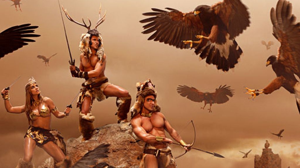 Agosto: Jesús Vázquez recibe al sol con el torso descubierto