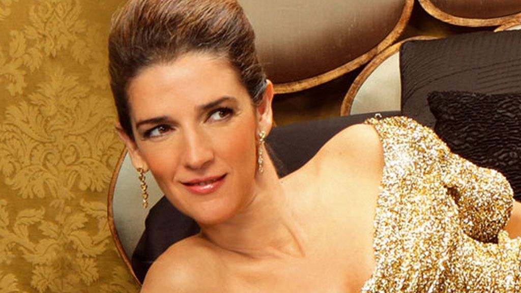 Septiembre: Forlán recibe el otoño con Marta López y Paloma García Pelayo