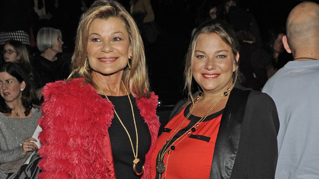 Cary Lapique y Caritina Goyanes en el desfile de Aristocrazy