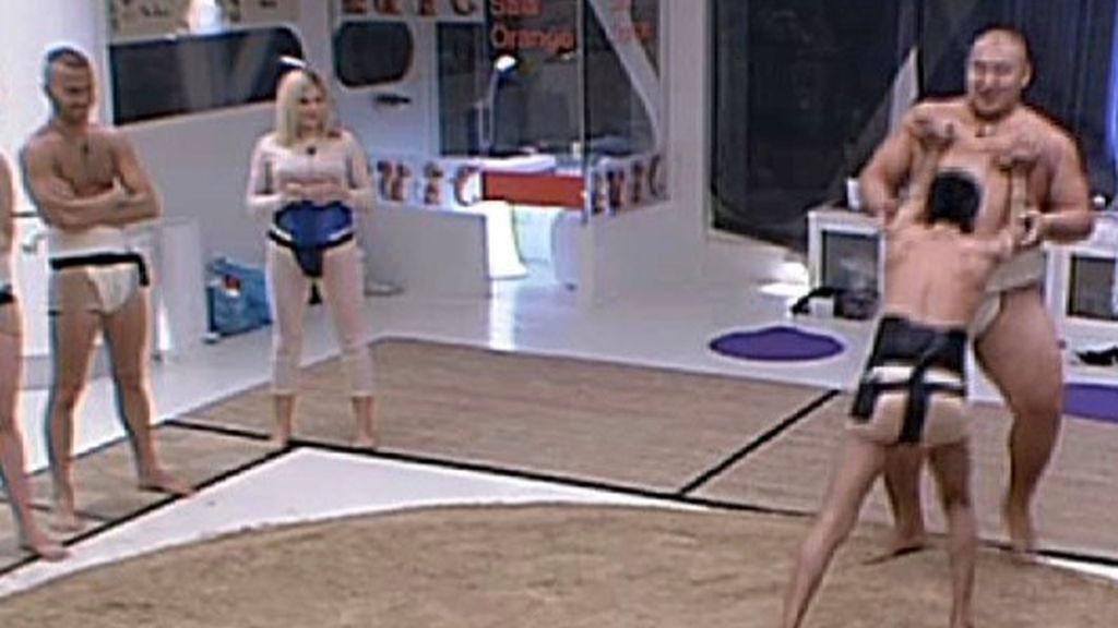 Practicando 'Sumo' con Byamba