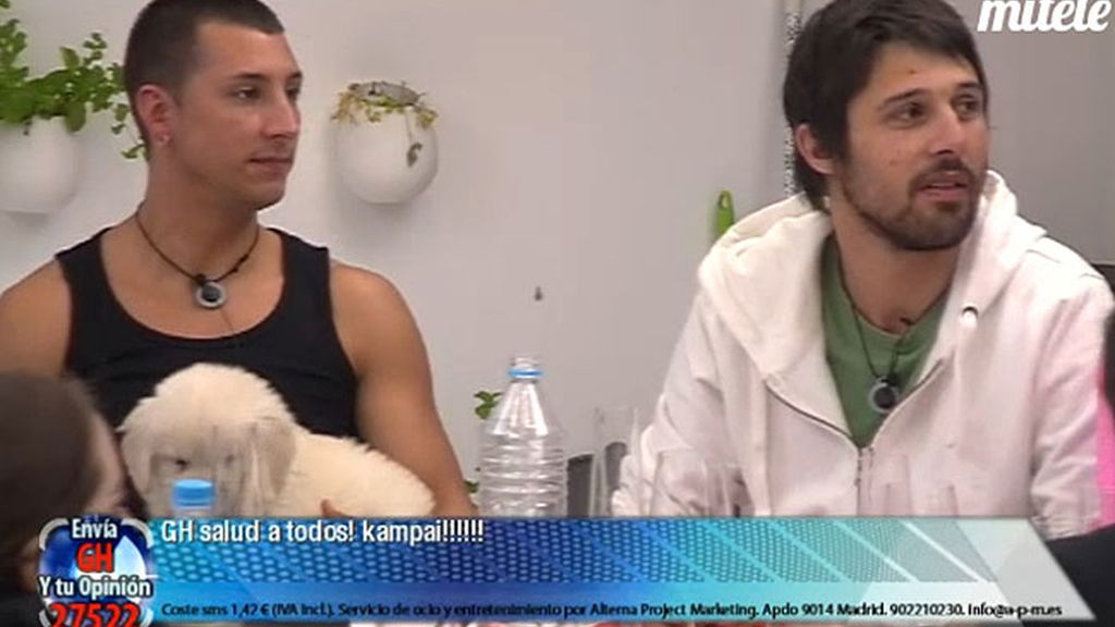 Se ponen las botas con la cena especial que 'GH' les ha regalado