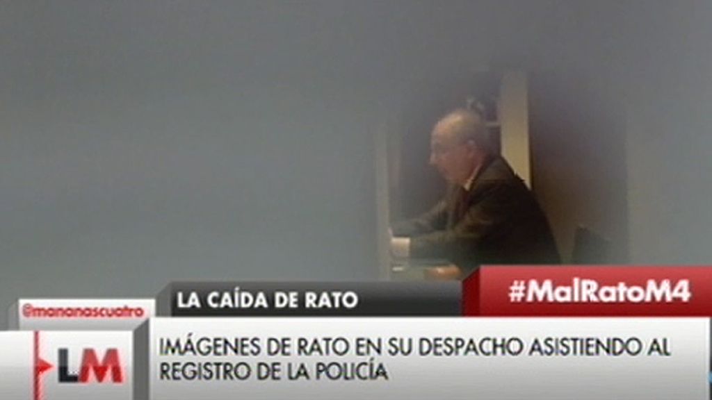 Imágenes en exclusiva: Rato presencia en su despacho el registro