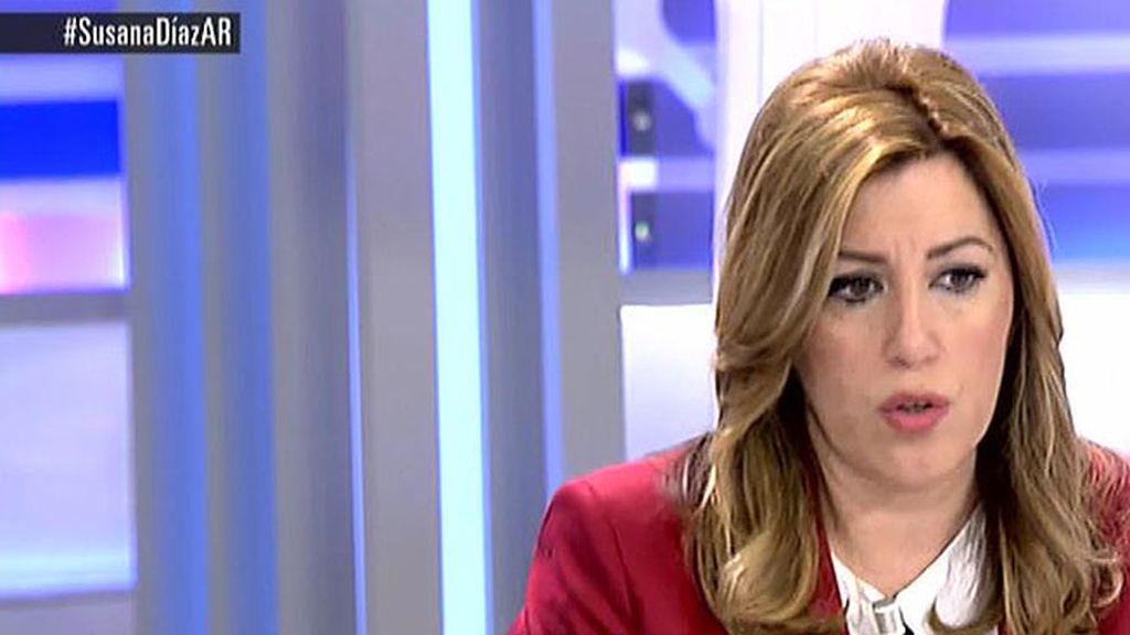 Susana Díaz: "Quien plantee la reforma de la Constitucion para que unos ciudadanos tengan más que otros me van a encontrar de frente"