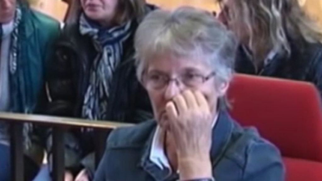 Francia celebra el indulto a Jacqueline Sauvage, quien mató a su marido maltratador