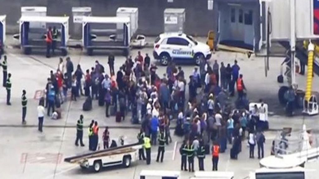 Cinco muertos por un tiroteo en el aeropuerto Fort Lauderdale de Florida