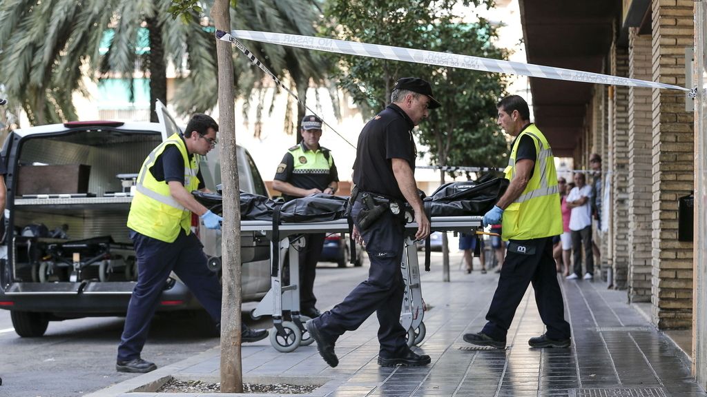 Una mujer y una menor aparecen muertas por arma blanca en una vivienda de Valencia