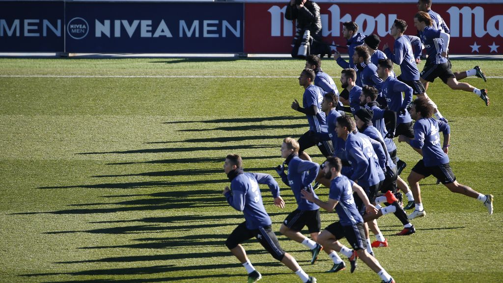 El Real Madrid despide el año con su afición El Real Madrid despide el año con su afición