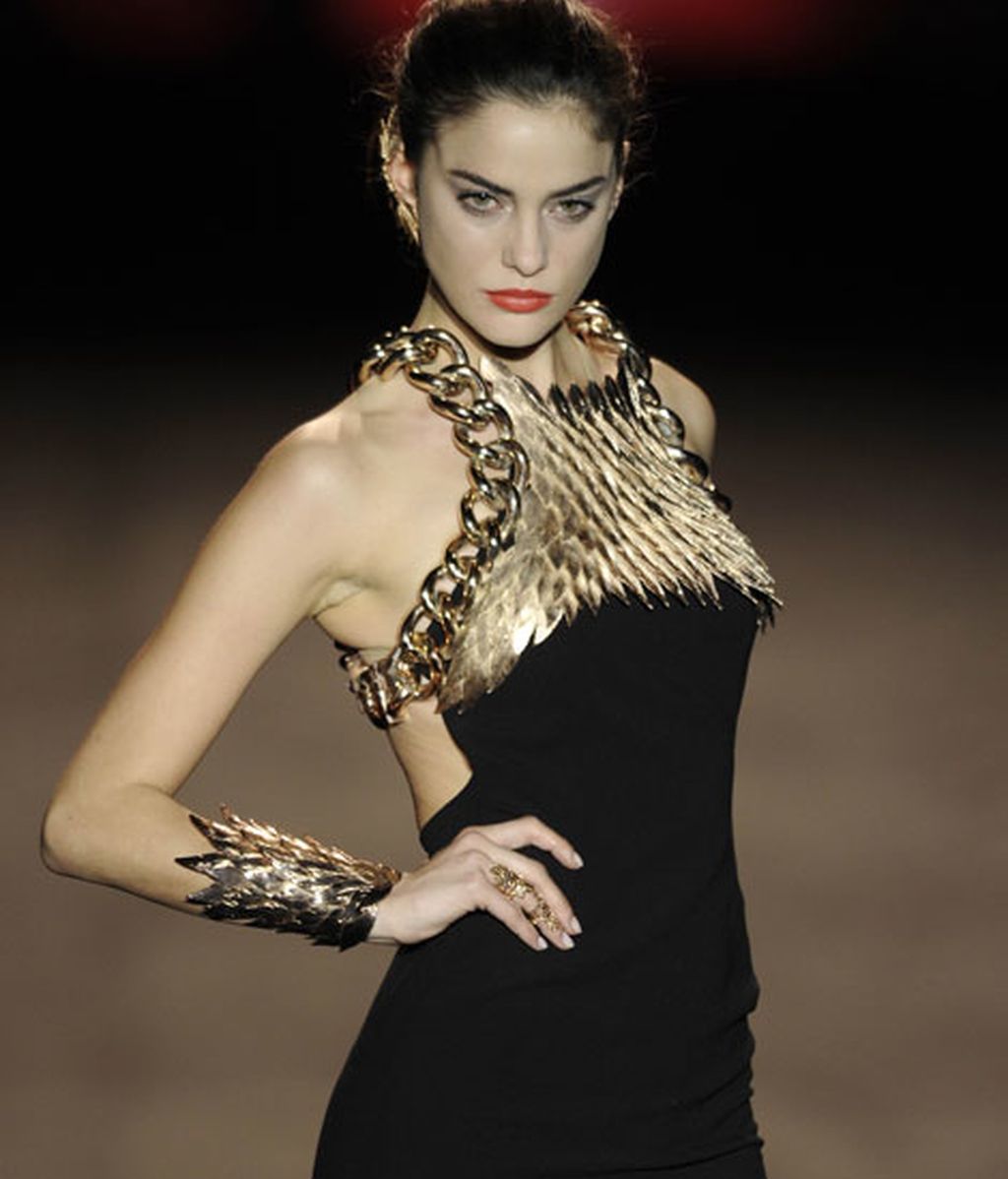 El moño, símbolo de la feminidad en la danza clásica, protagonista del desfile