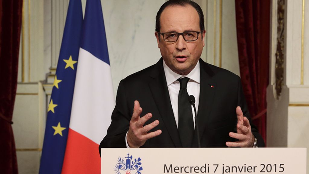 Hollande: "Es la República entera la que ha sido agredida"