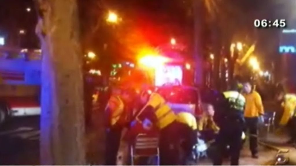 Pierde el control de su coche y atropella a una mujer en Madrid