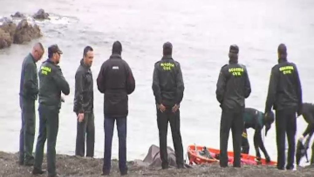 Hallan el cuerpo sin vida de otro inmigrante en la costa de Ceuta
