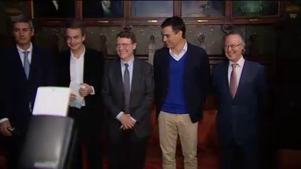 Frialdad entre Sánchez y Zapatero al coincidir en un acto en Madrid