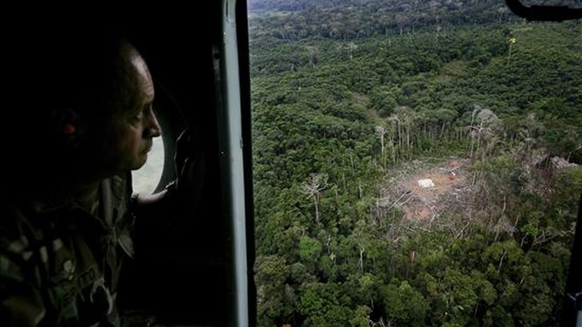 El 1 de marzo de 2008, militares colombianos atacaron un campamento de las FARC en Angostura (Ecuador), donde murieron al menos 26 personas, entre ellas el "número dos" de ese grupo rebelde, alias "Raúl Reyes". EFE/Archivo