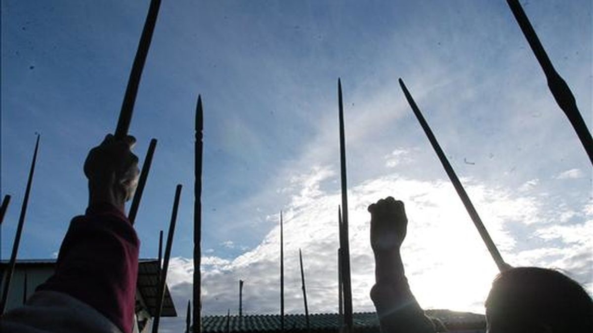 El informe denuncia un proceso de "persecución y violencia" por parte del Estado contra indígenas que se han resistido a dejar sus tierras por conflictos con hacendados o con organismos oficiales. EFE/Archivo El informe denuncia un proceso de "persecución y violencia" por parte del Estado contra indígenas que se han resistido a dejar sus tierras por conflictos con hacendados o con organismos oficiales. EFE/Archivo