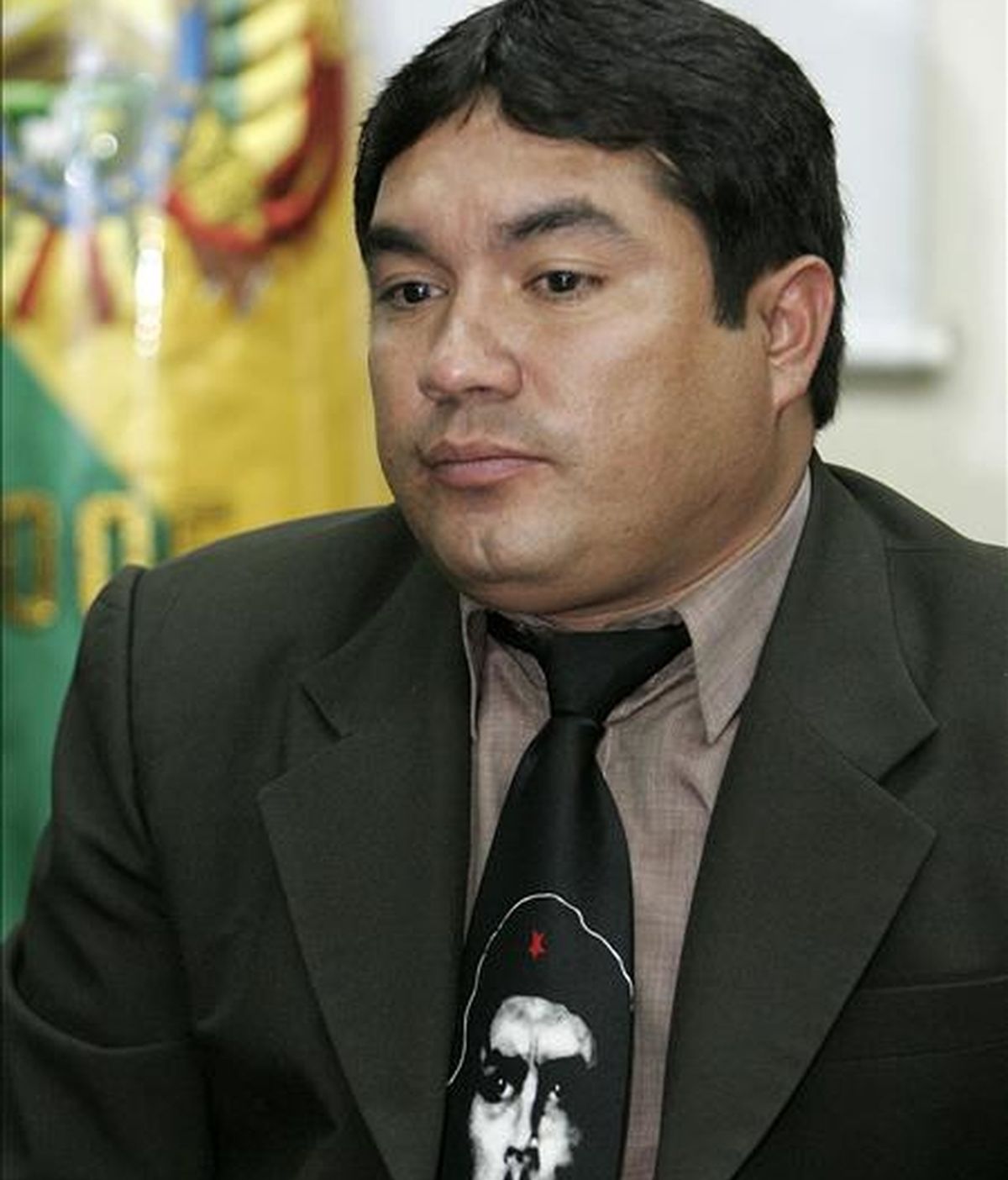 Foto del 9 de septiembre de 2008 del viceministro de Autonomías, Saúl Ávalos, quien hoy denunció que fue víctima de un atentado con dinamita en su casa de la ciudad oriental de Santa Cruz. EFE/Archivo