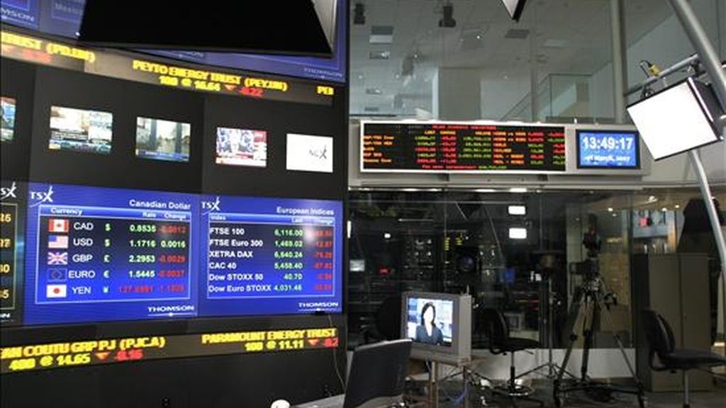 El Ibovespa de Sao Paulo, el principal mercado de la región, bajó un 0,88% y concluyó en 69.918 puntos, en una sesión en la que se concretaron negocios por 11.020 millones de reales (6.536 millones dólares). EFE/Archivo El Ibovespa de Sao Paulo, el principal mercado de la región, bajó un 0,88% y concluyó en 69.918 puntos, en una sesión en la que se concretaron negocios por 11.020 millones de reales (6.536 millones dólares). EFE/Archivo