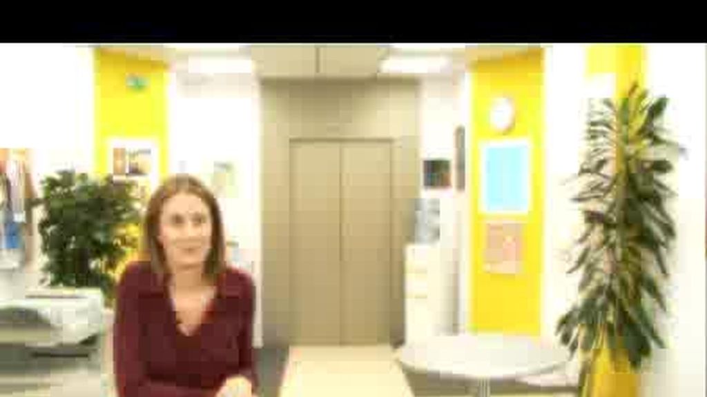 Conoce a Esperanza Elipe... ¡sin sus gafas!