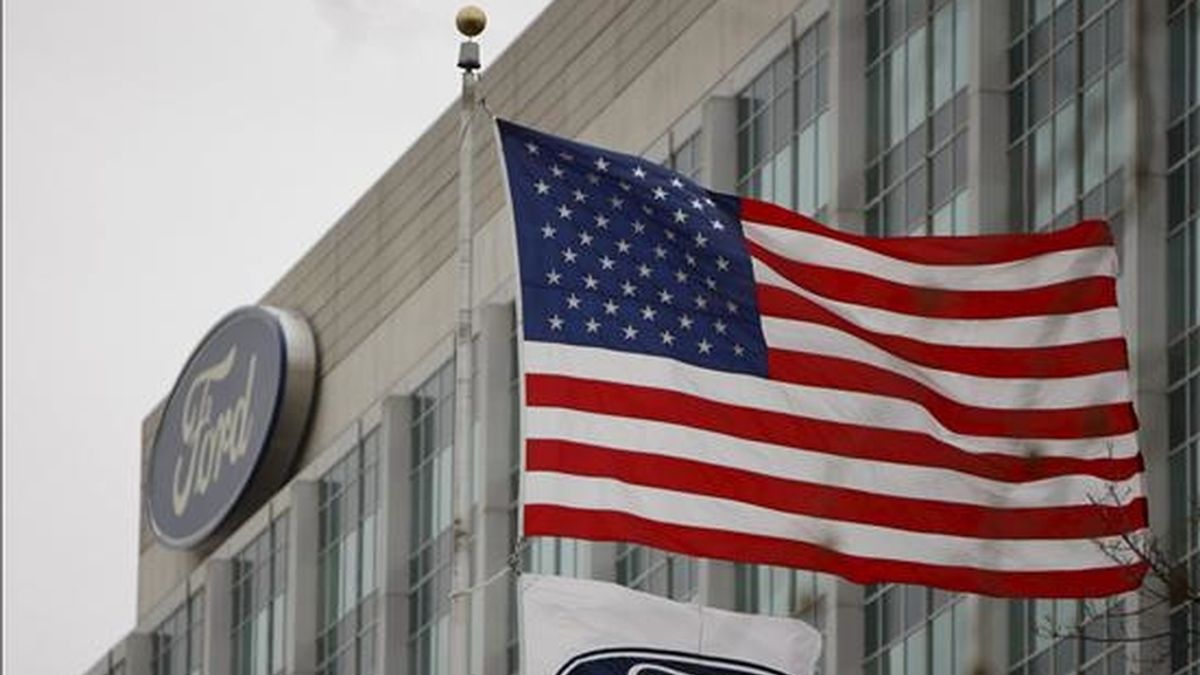 Ford es el principal beneficiario por la medida ya que recibirá 5.900 millones de dólares para transformar factorías en Illinois, Kentucky, Michigan, Misuri y Ohio. EFE/Archivo