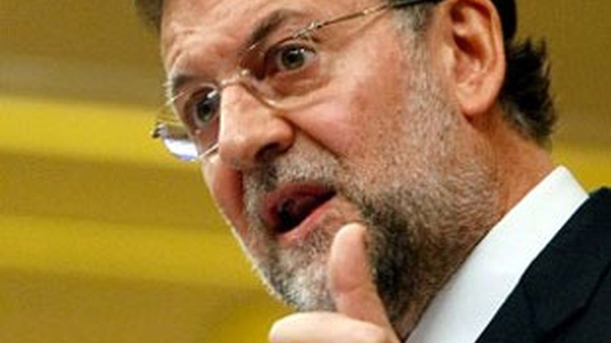 Rajoy arremete contra Zapatero por el Constitucional. Vídeo: ATLAS.