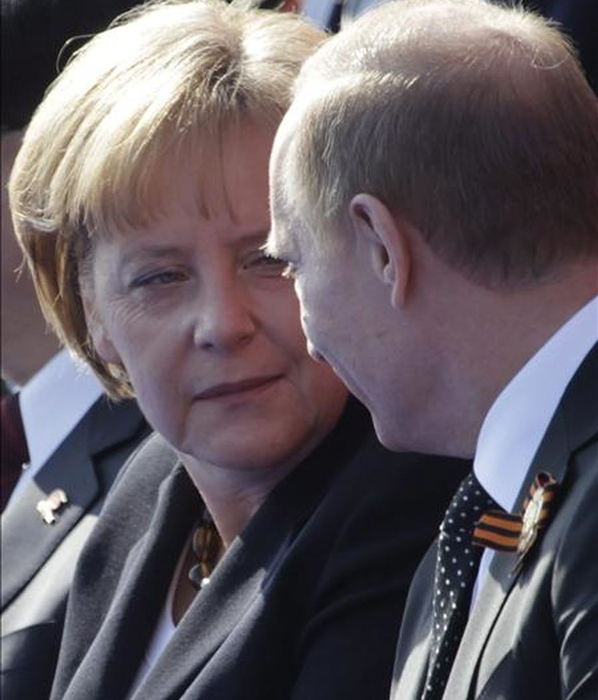 La canciller alemana, Angela Merkel, valoró hoy con escepticismo la iniciativa del primer ministro ruso, Vladimir Putin, para la creación de una zona de libre comercio entre la Unión Europea y Rusia. EFE/Archivo