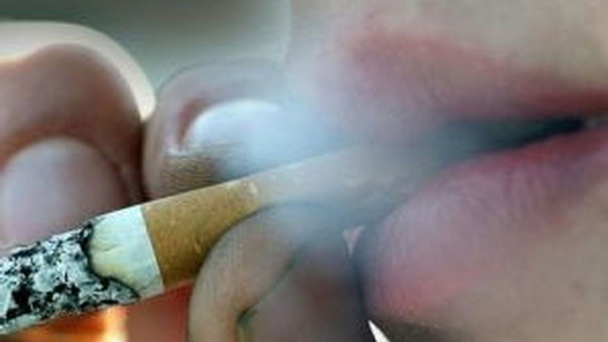 Además, "los fumadores tienen una concentración menor de espermatozoides". Foto: AP.