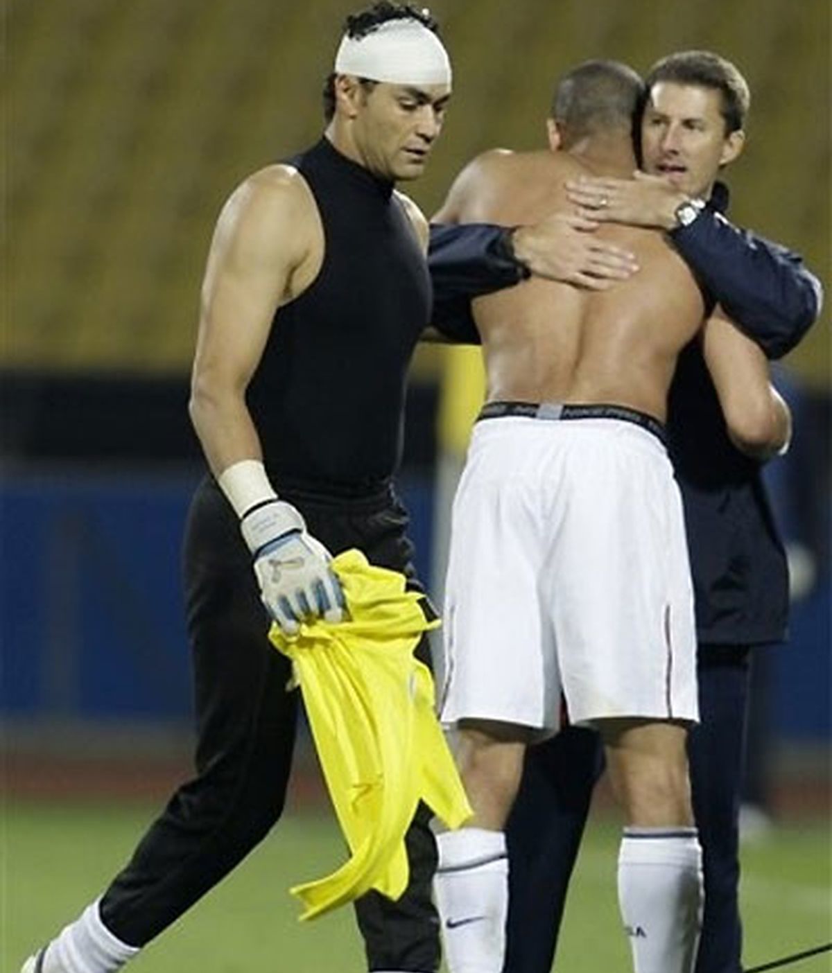 El Hadary, portero egipcio, tras caer eliminado ante EEUU. FOTO: AP.