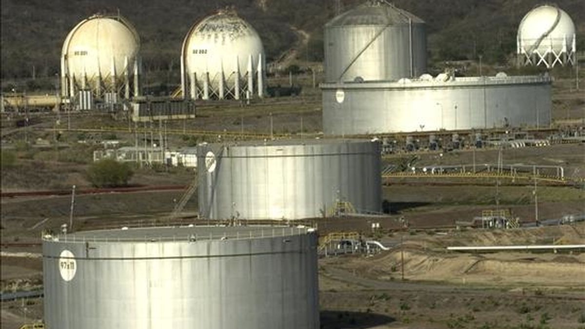 La petrolera estatal venezolana, PDVSA, destacó que la nacionalización incluía a las "plantas de manejo de gas que eran operadas por la trasnacional Wilpro" de Williams. EFE/Archivo