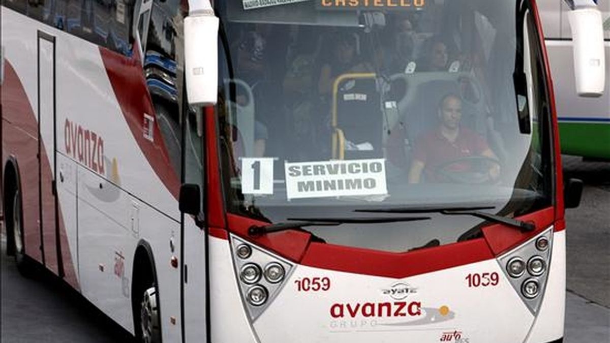La plantilla de Auto Res ha aprobado el plan de viabilidad, que supone la preservación de todo el empleo y la anulación de los despidos previstos, tras el acuerdo alcanzado entre la empresa y los representantes sindicales. EFE/Archivo La plantilla de Auto Res ha aprobado el plan de viabilidad, que supone la preservación de todo el empleo y la anulación de los despidos previstos, tras el acuerdo alcanzado entre la empresa y los representantes sindicales. EFE/Archivo