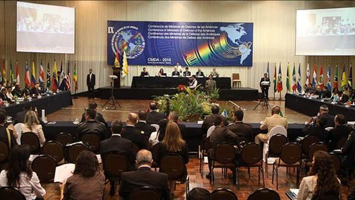 Vista general de la clausura de la IX Conferencia de Ministros de Defensa de las Américas, presidida por el vicepresidente de Bolivia, Álvaro García Linera, este 25 de noviembre, en Santa Cruz (Bolivia). EFE